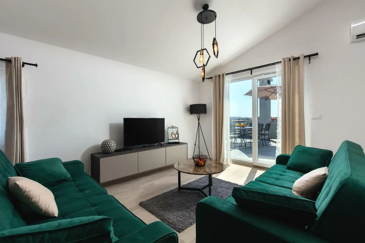 Royal View Apartment Kastela Croatia