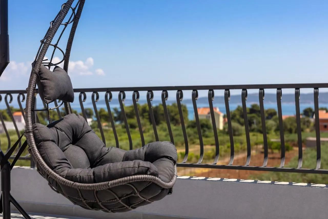 Royal View Apartment Kastela Croatia